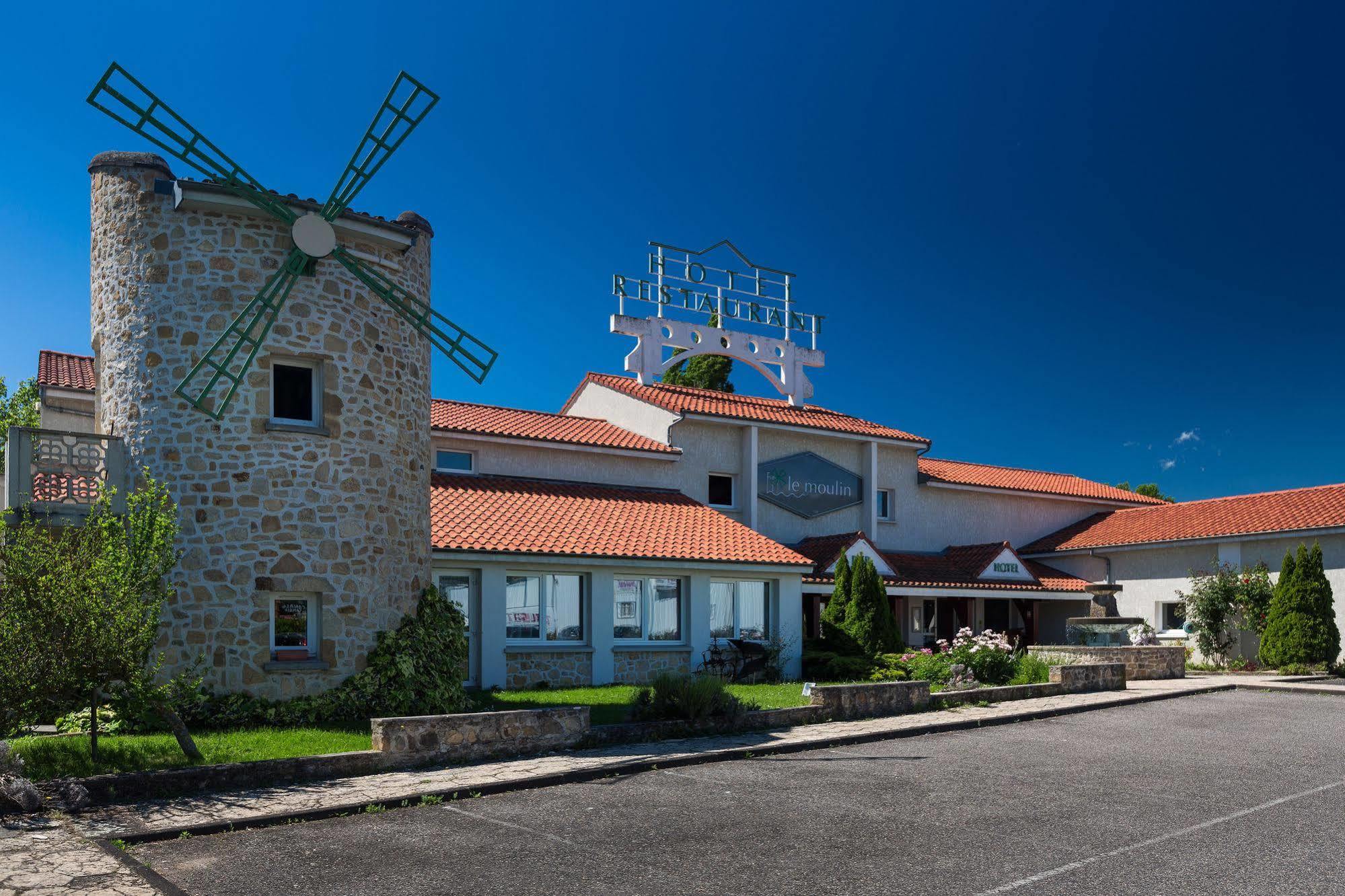 Logis Hotel Le Moulin Des Gardelles Riom Exterior photo